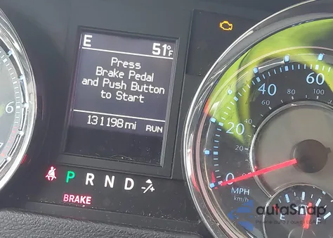 2015 Chrysler Town & Country Touring-L из США, поврежденный, VIN 2C4RC1CG0FR754267